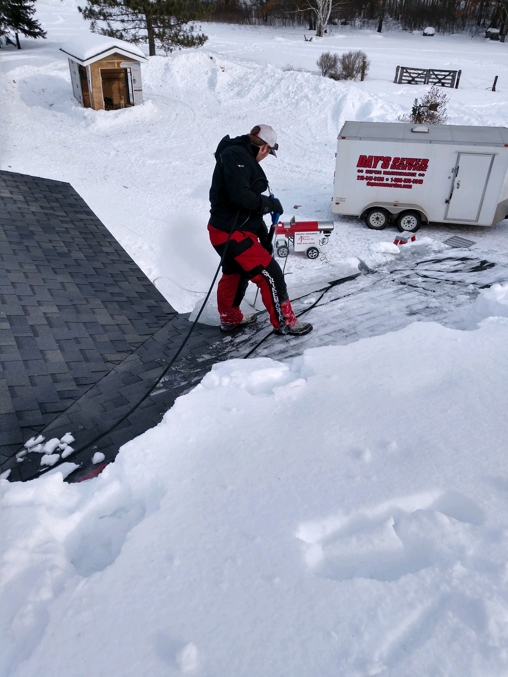 Ice Dam Removal | Day's Sewer Service 